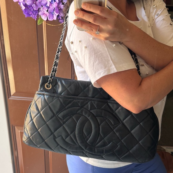 Chanel Black Quilted Leather Shopper Tote Shoulder Bag Silver Hardware - Picture 3 of 17